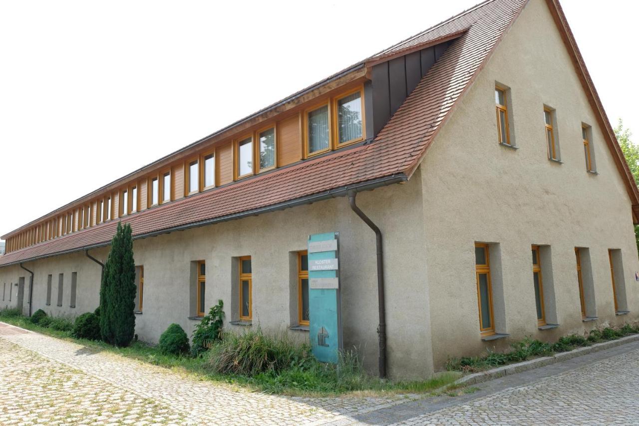 Deckert'S Hotel An Der Klosterpforte Lutherstadt Eisleben Exterior foto